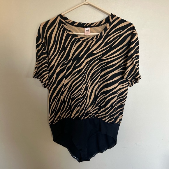 Smash & Tess Tigress T-shirt Body Suit Size M - Picture 1 of 6